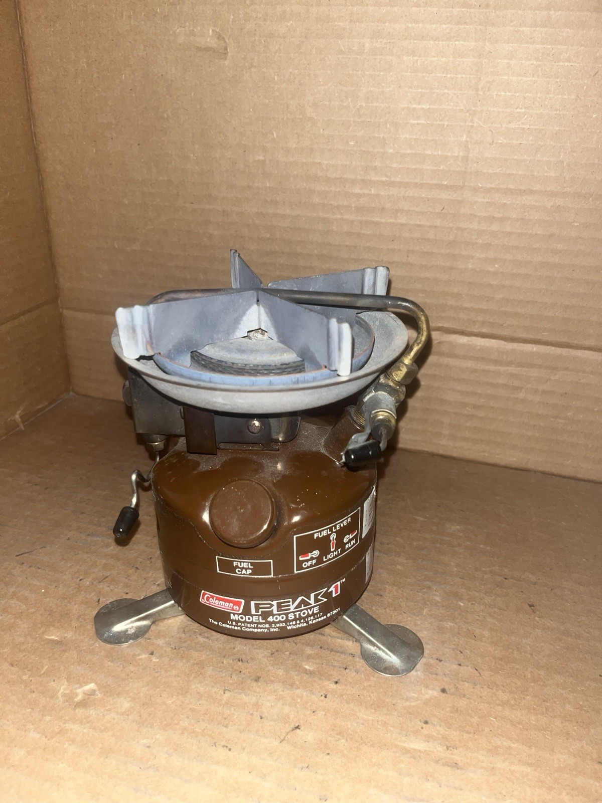 Coleman Peak 1 Feather Model 400 Camp Stove Untested