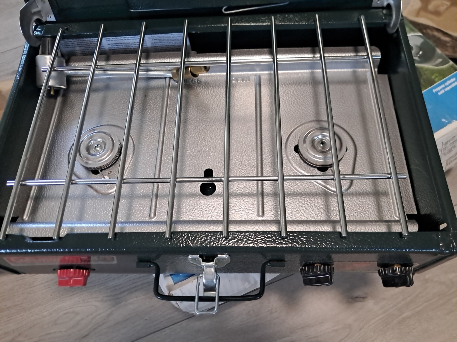 NOS NEW Coleman Two Burner Grill Stove ELECTRONIC IGNITION Propane *** NEW ***