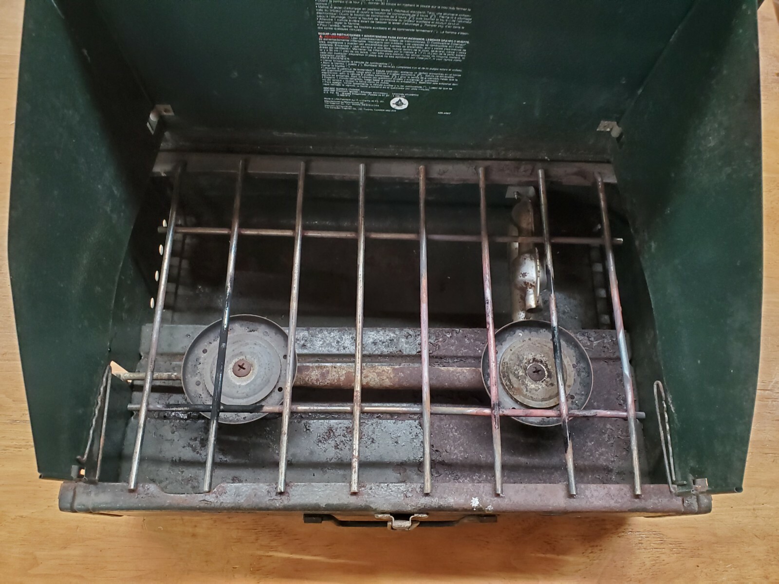 Vintage 1987 Coleman 425F Two-Burner Portable Camping Stove – No Fuel Tank