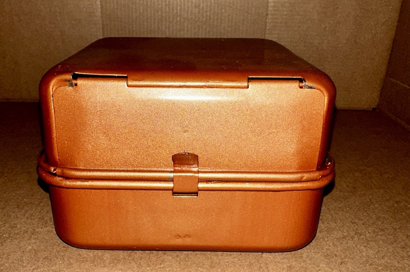 Vintage 1-Burner Pocket Gas Camping Stove Metal Brown Matte Carry Case