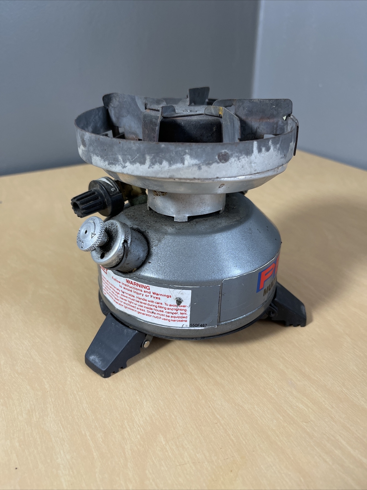 Coleman Peak 1 Model 550B Backpacking Multi Fuel Camp Stove 07/90