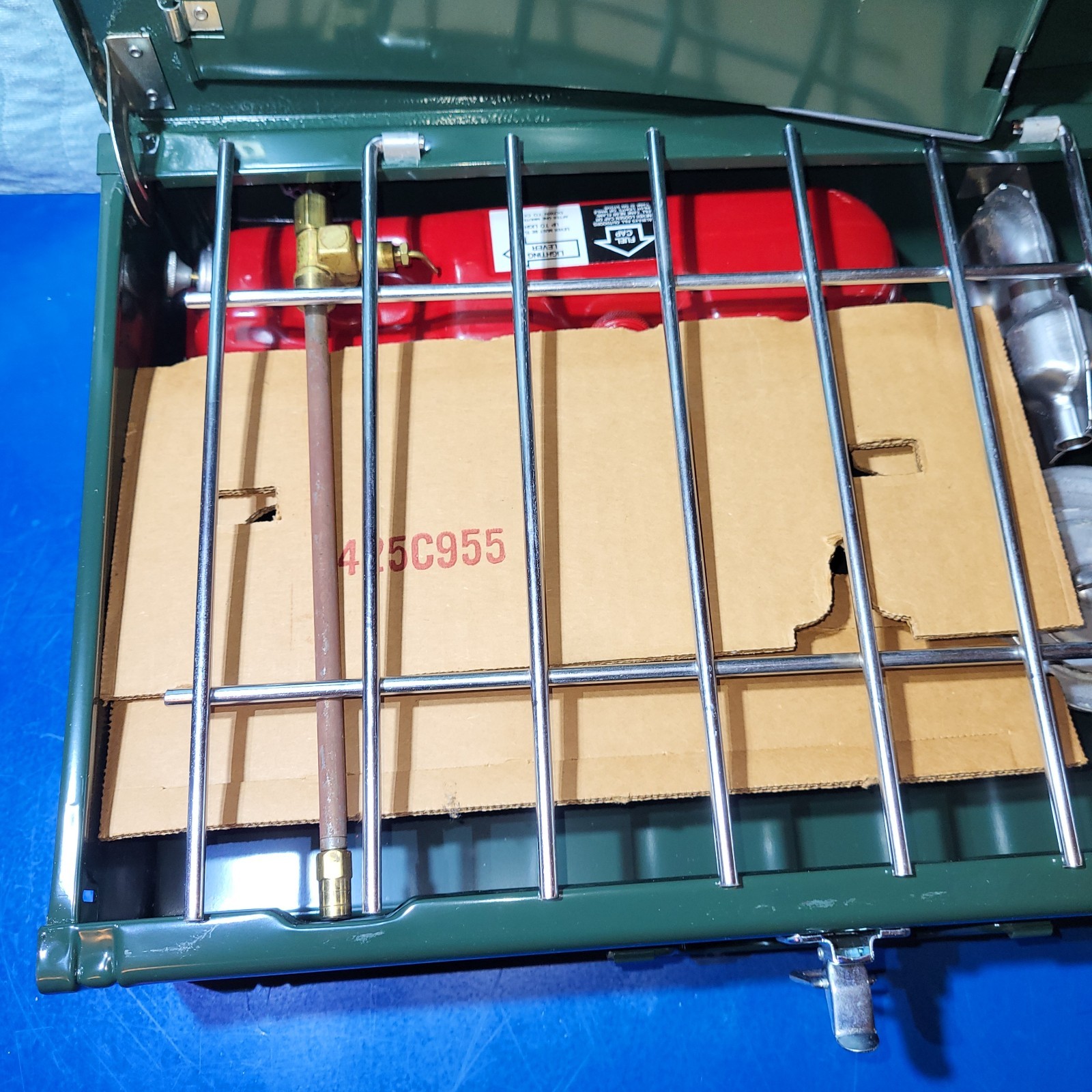 Vintage Coleman 425F499 Two Burner Camp Stove Fuel Gas Red Tank-NEW IN BOX, 8/88