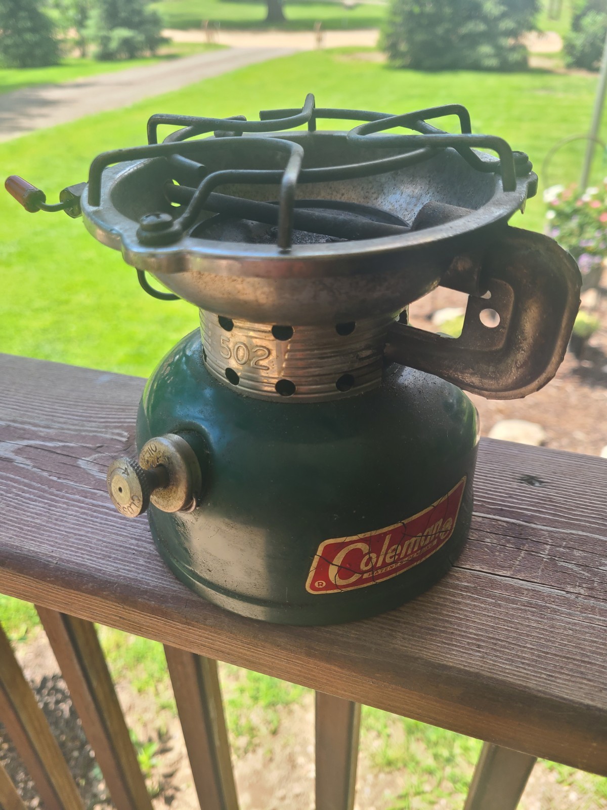 COLEMAN 502 SINGLE BURNER CAMP STOVE-JUNE 1966- Works Great.