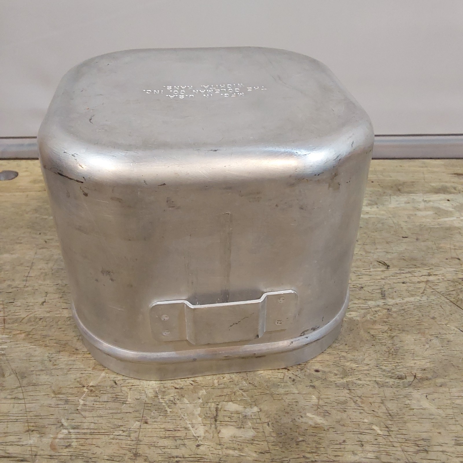 Coleman 501 502 Stove – Case BOTTOM Half – Cook Pot – Scuffs & Scratches