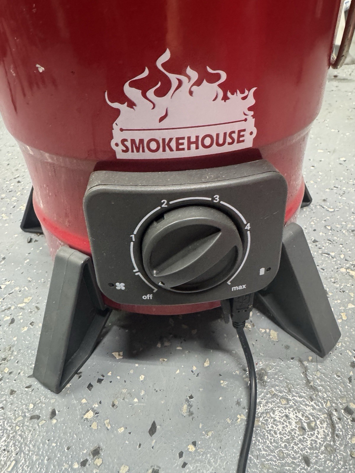 mimi moto Portable Electric 1-Burner Stove System for Camping, Red w/ USB Cable