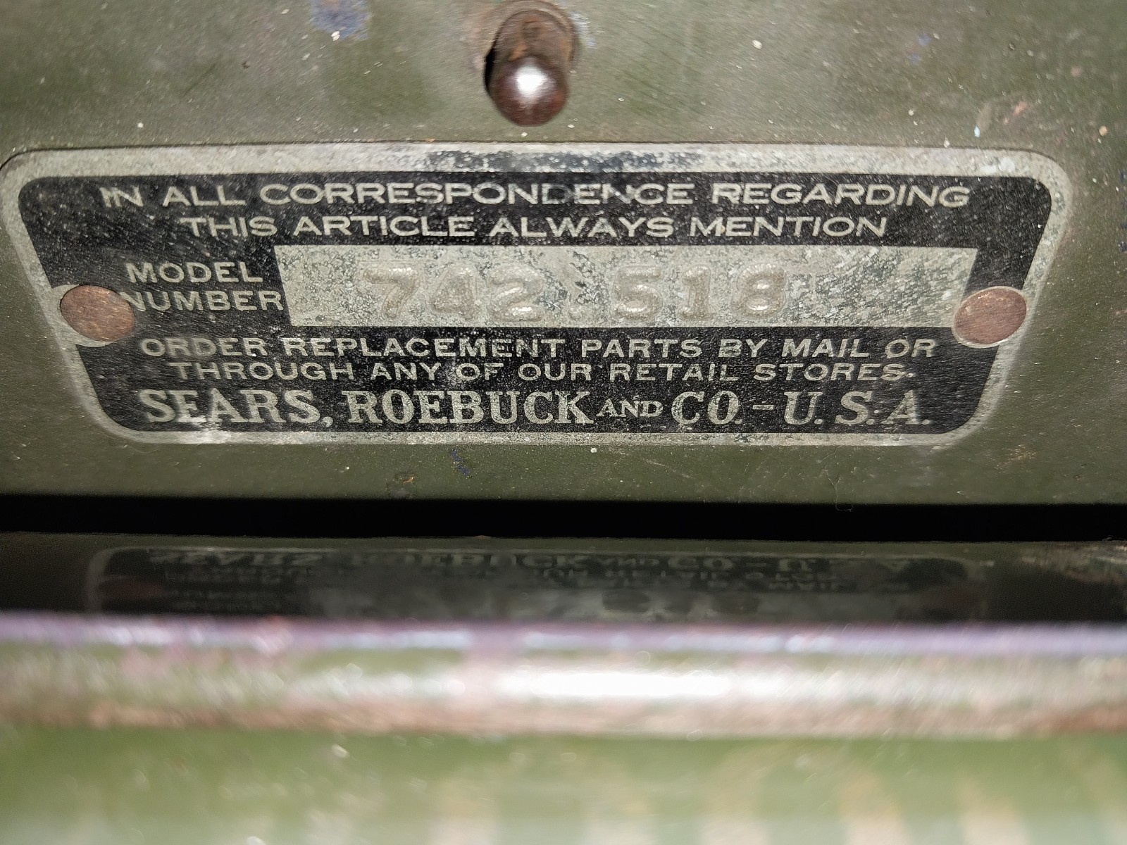 Vintage Sears Roebuck 742.3518 2-Burner Gas Portable Camping Stove w/Carry Case