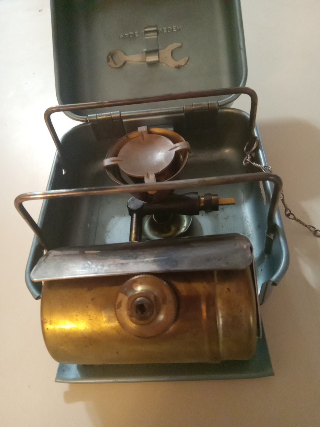 Vintage Optimus Single Burner Backpacking Camp Stove 8R Made In Sweden