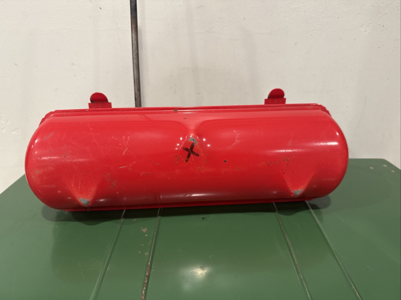 Vintage Coleman 413H 2-Burner Liquid Fuel Camp Stove Made in USA Green