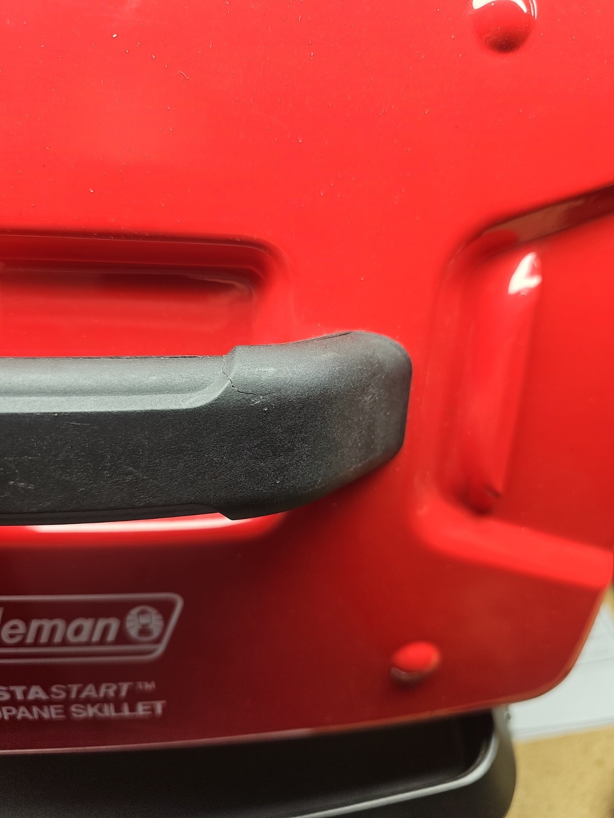 Coleman Portable PerfectFlow Propane Skillet Camping Tailgating Rare Red Color