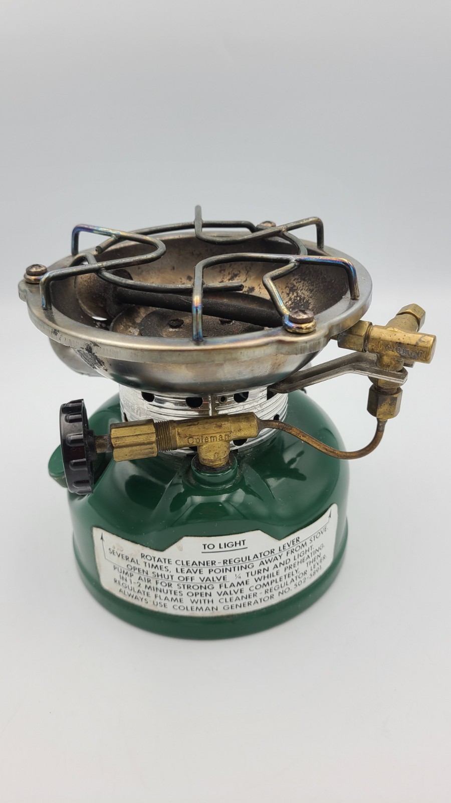 Coleman Model 502 Sportster Single Burner Camp Stove. Dated 4/82