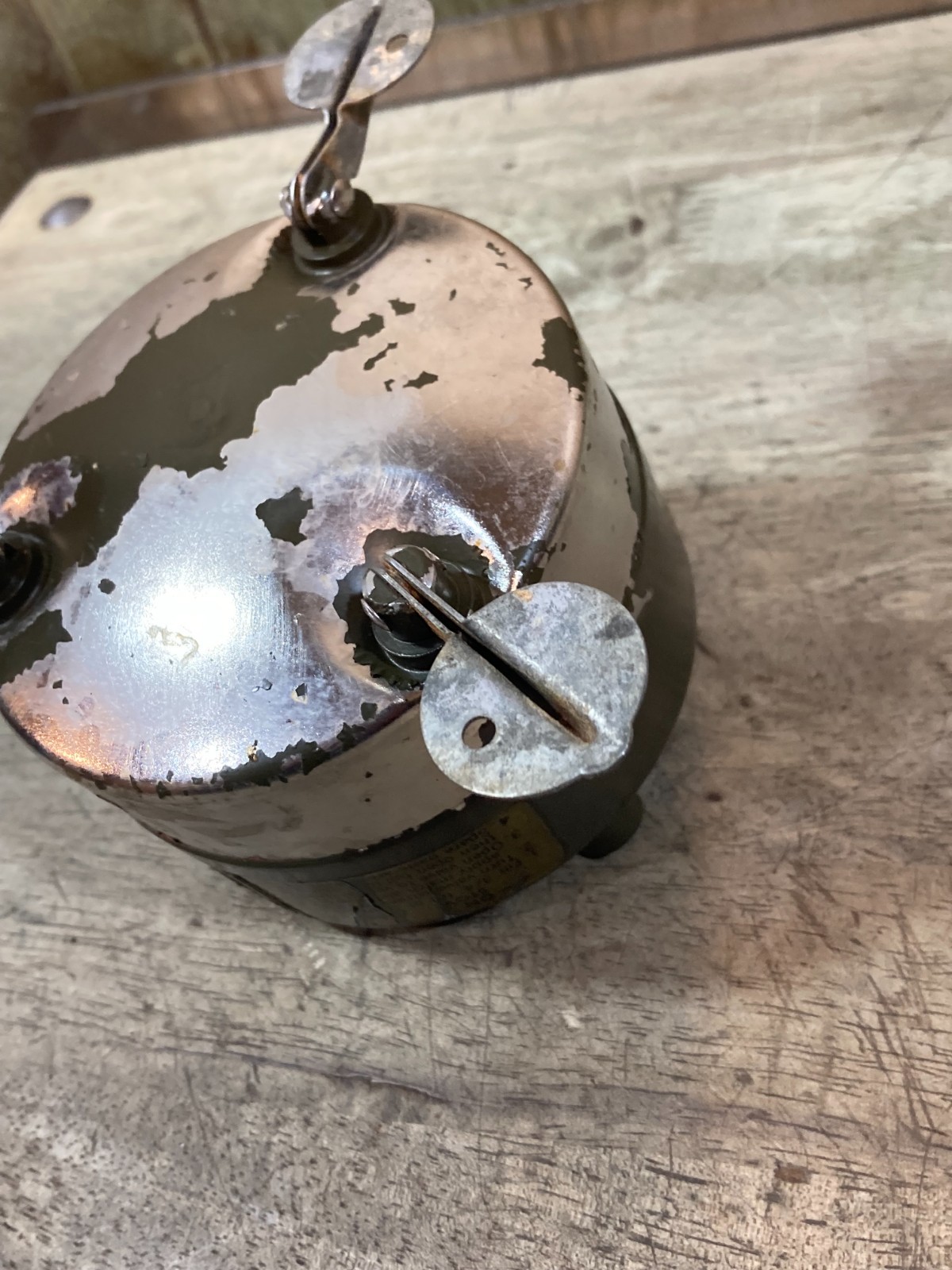 M1950 Coleman Stove – Fount Tank – Major paint and Decal loss
