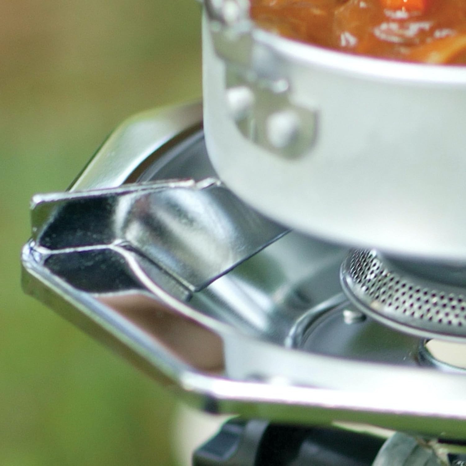 Coleman Bottletop Propane Stove 10,000 BTUs Adjustable Wind Baffles Compact