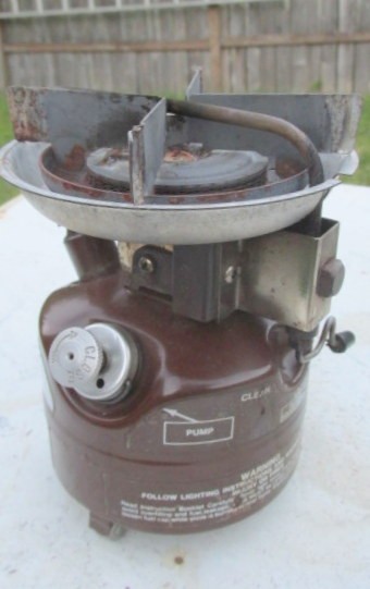Coleman 400 Peak 1 Gas Stove, w/ Cook Pot Case / Camping , Hunting, Cook, 4/82