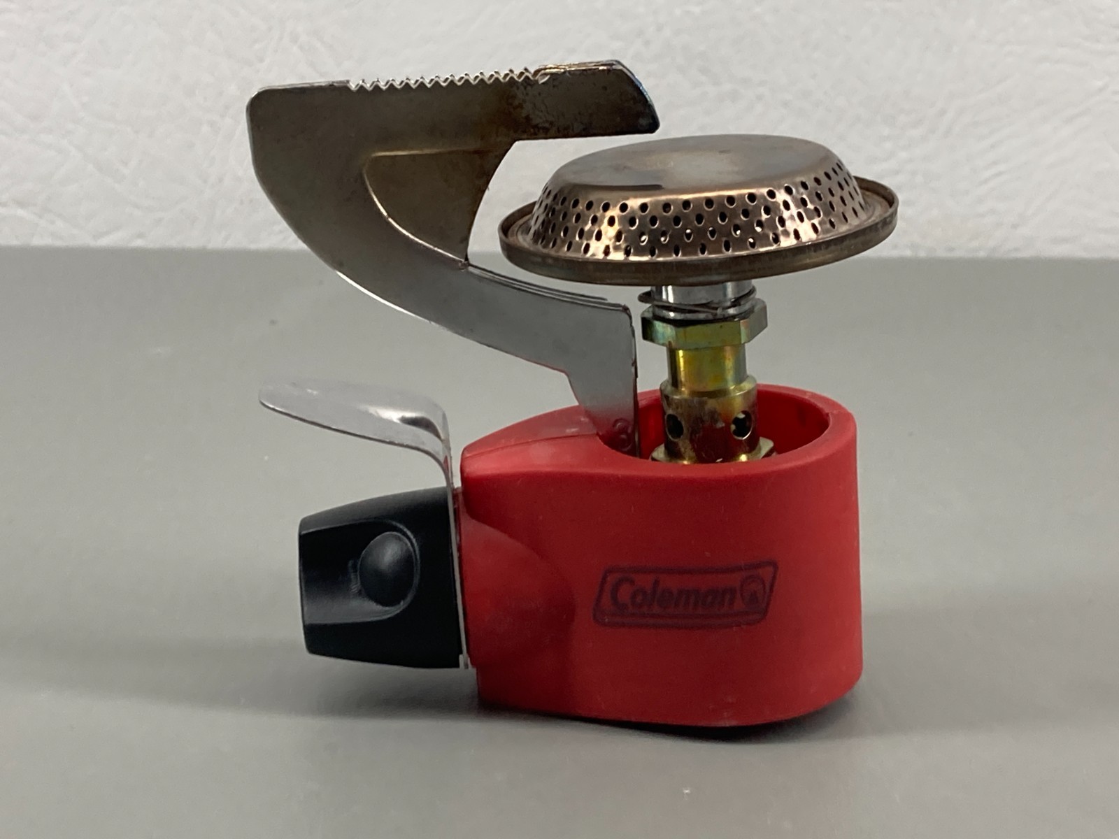 Coleman Peak 1 Single Burner Backpacking Butane Propane Folding Micro Stove Camp