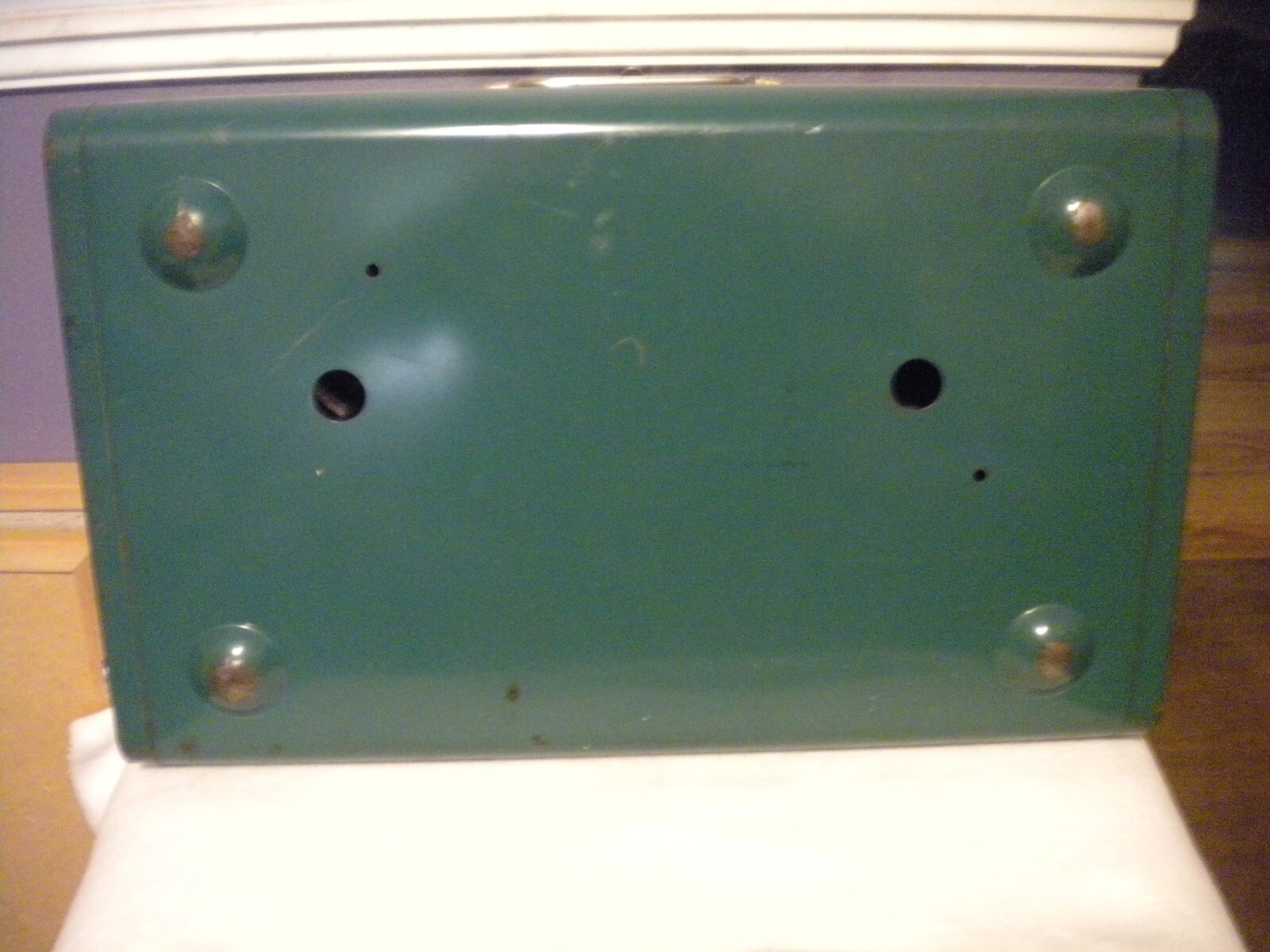 Coleman 2 Burner Camp Stove Model 413G Dated 5/70 Tested and Working