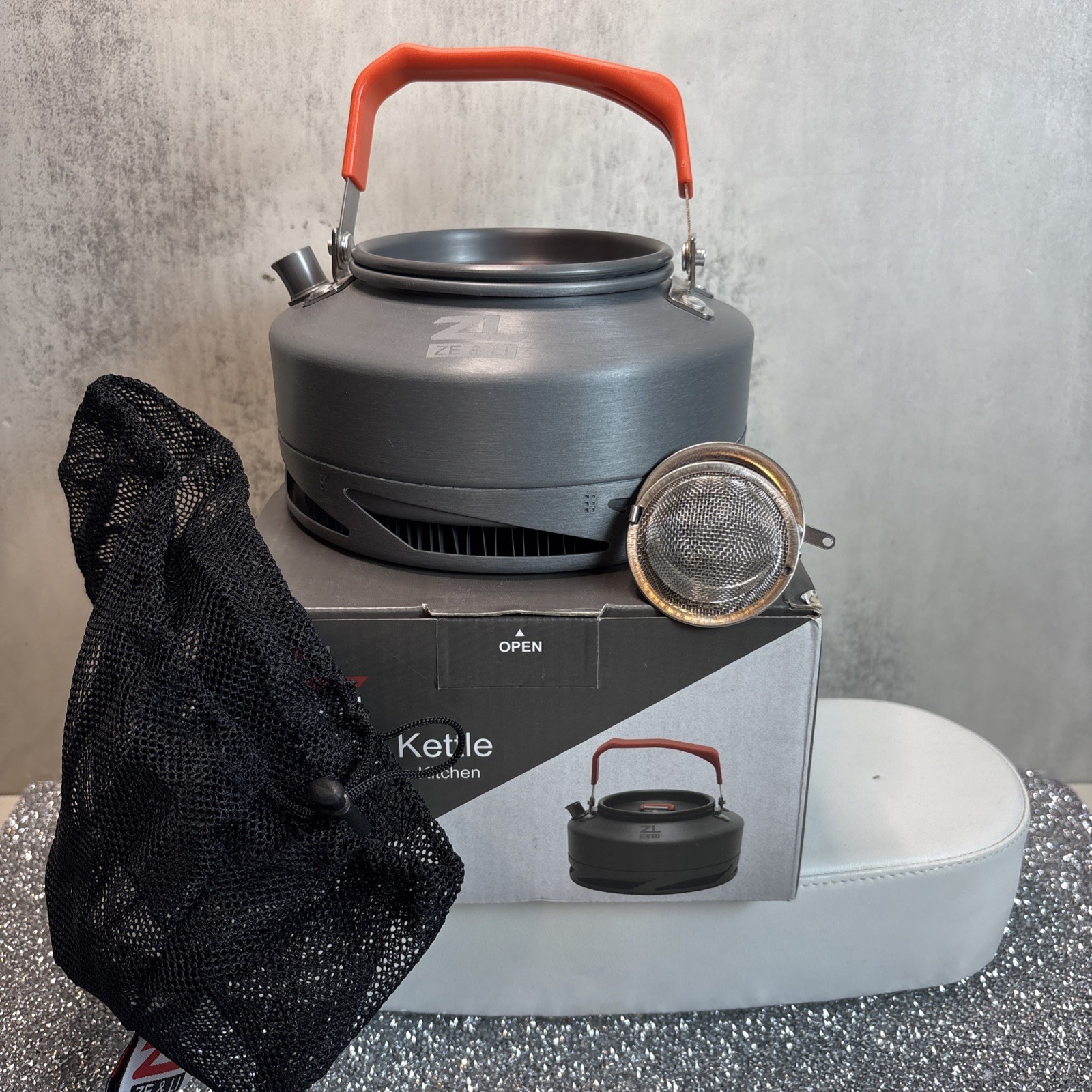 ZE & LI Camping Kettle Brand New The Ultimate Mobile Kitchen