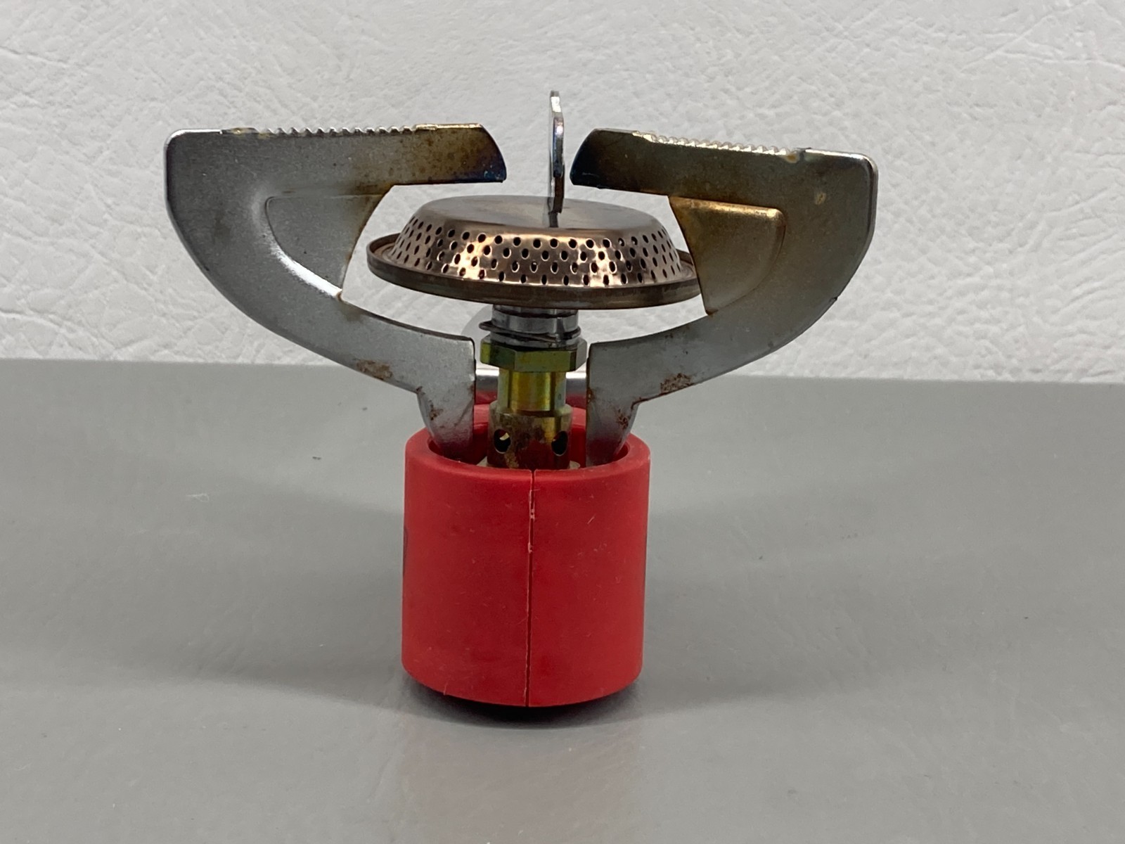 Coleman Peak 1 Single Burner Backpacking Butane Propane Folding Micro Stove Camp