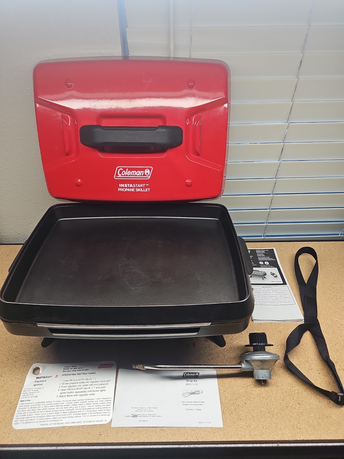 Coleman Portable PerfectFlow Propane Skillet Camping Tailgating Rare Red Color