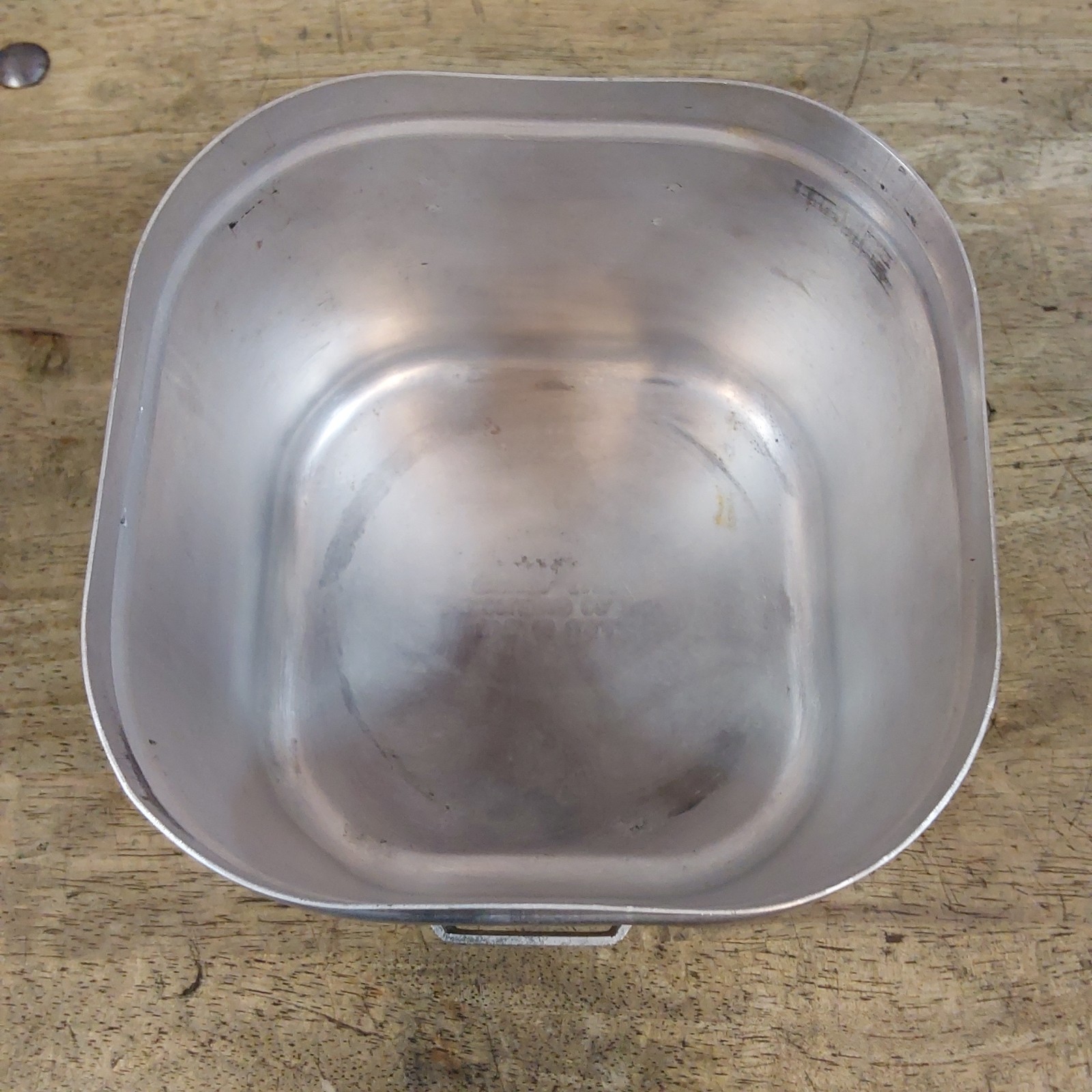 Coleman 501 502 Stove – Case BOTTOM Half – Cook Pot – Scuffs & Scratches