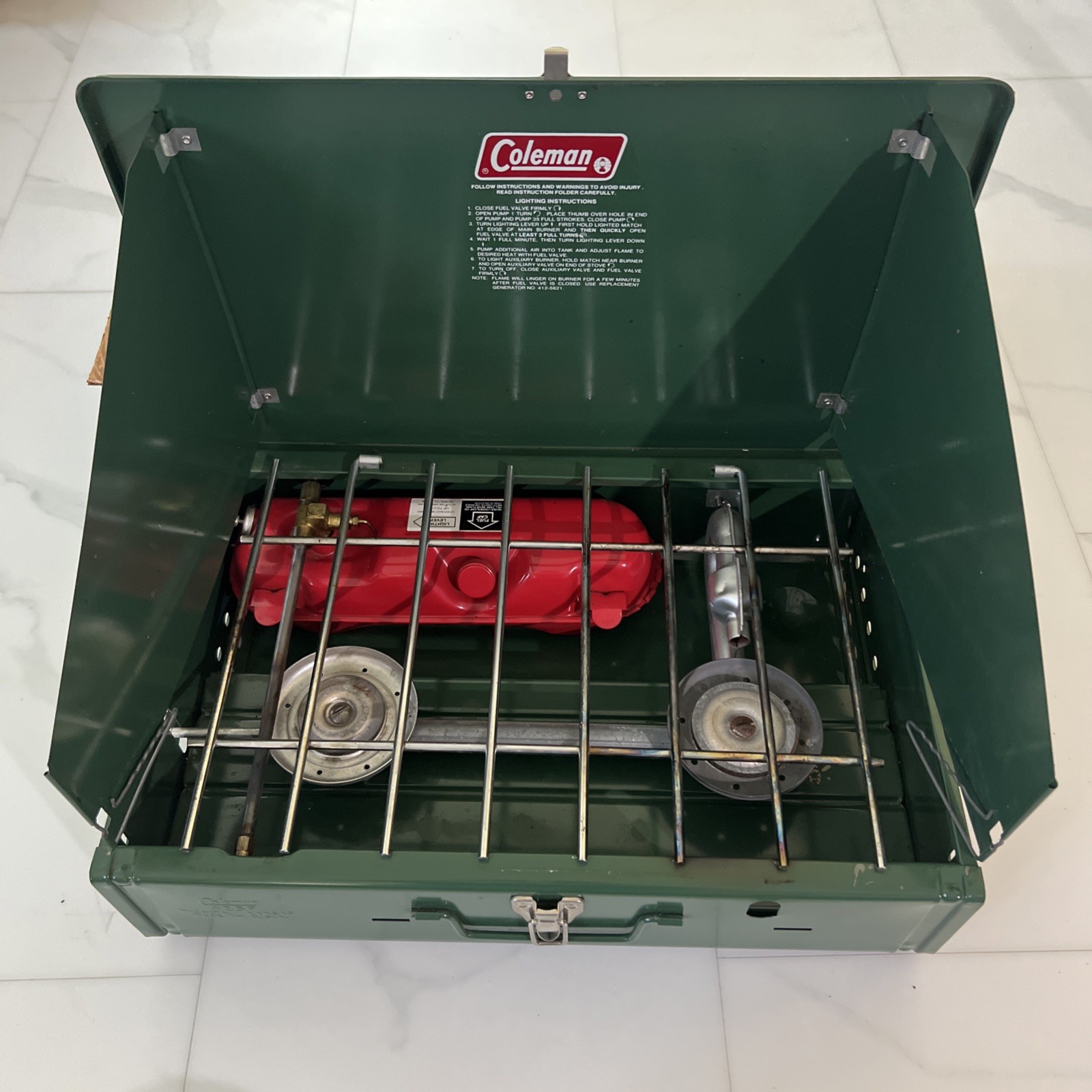 1979 Coleman Camp Stove 2 Burner Model 425F499 w/Original Box USA