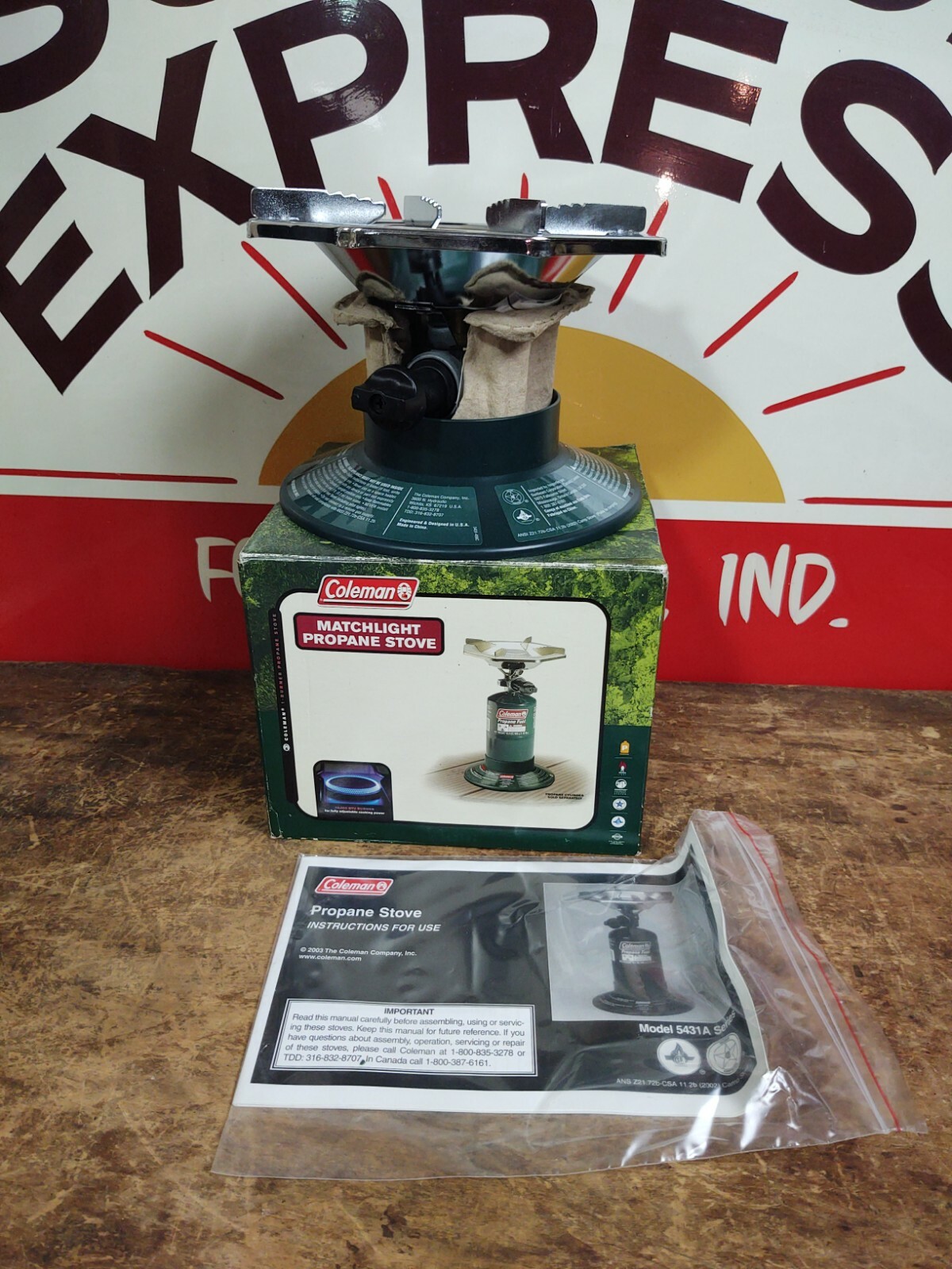 Coleman Propane 1 Burner Bottle Top Cooking Stove Camping 5431-900 NOS UNFIRED