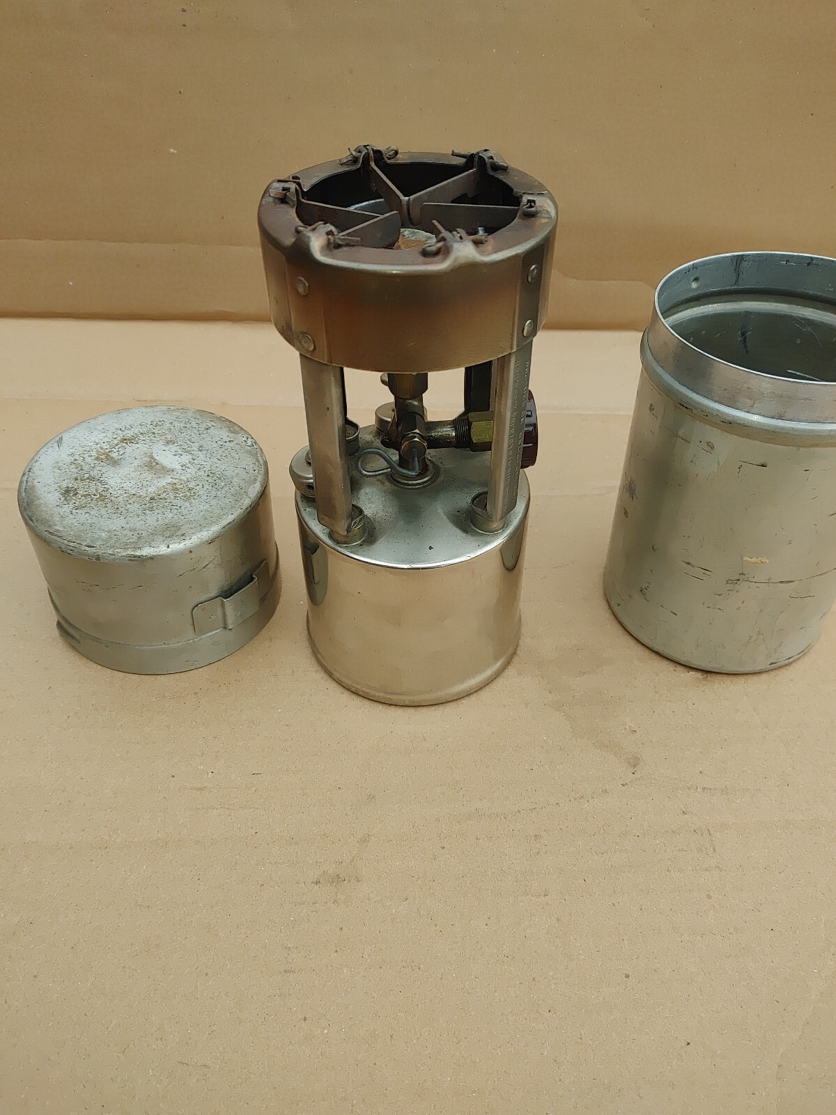 Military Coleman No530 Single Burner Gas Camp Pocket Cooking Stove B 47 Nice Con
