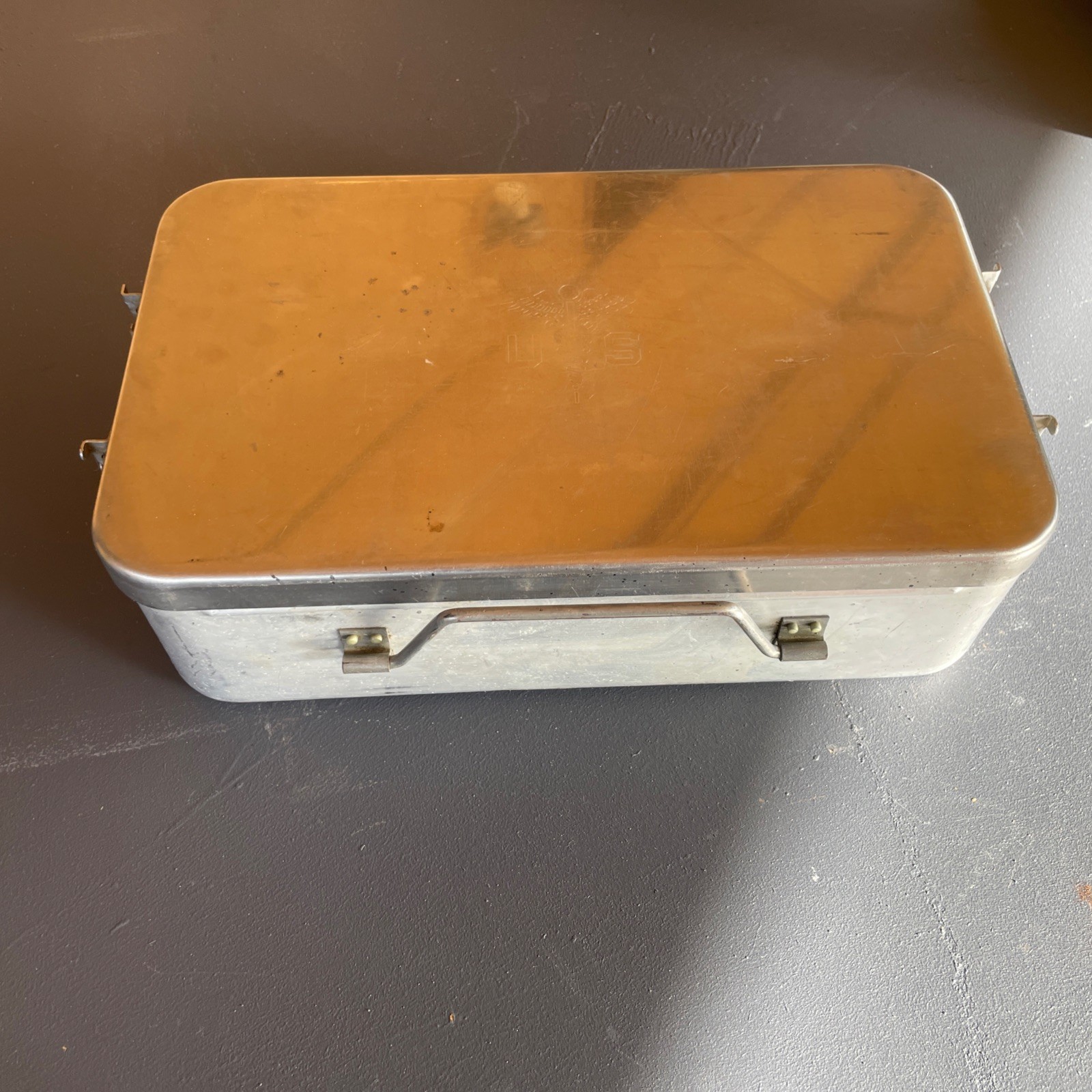 Vintage Model 523 COLEMAN Military Medical Department Camp Stove with Case