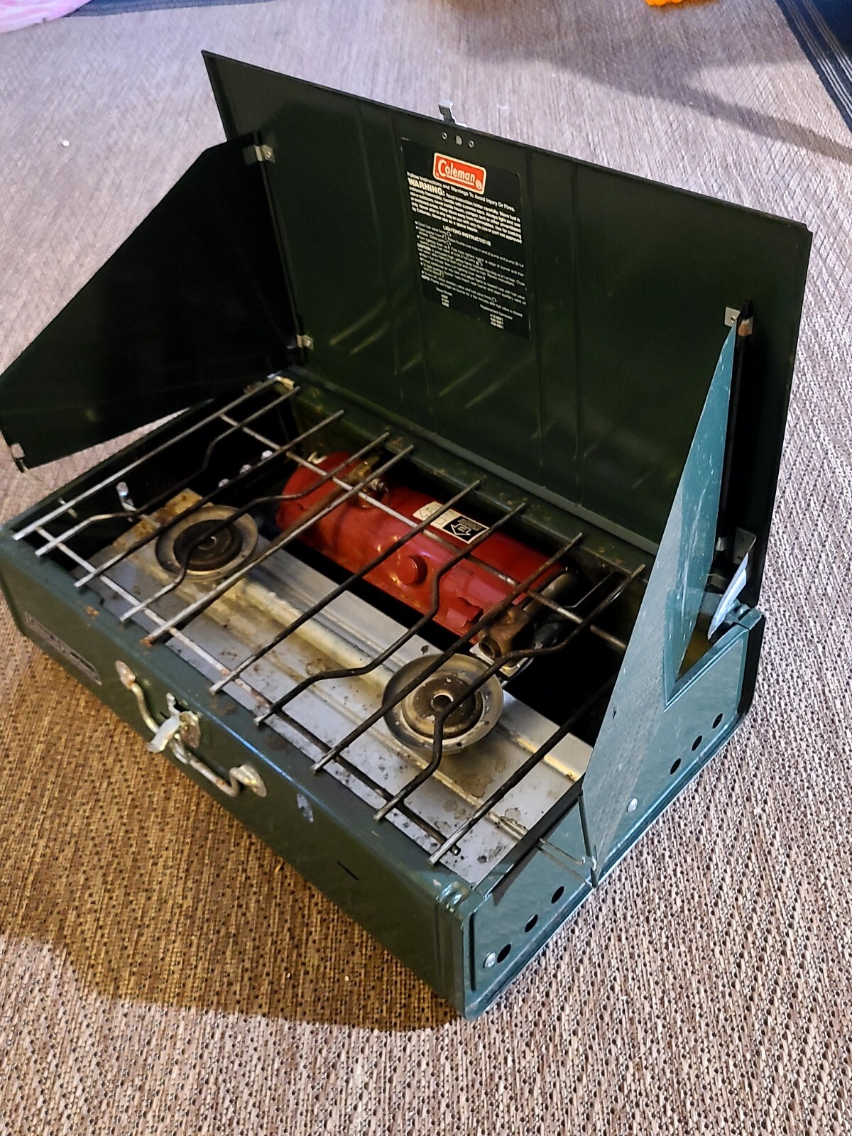 Vintage Coleman Powerhouse 2-Burner Gas Camp Stove 413H499 W/ BOX & MANUAL 1988