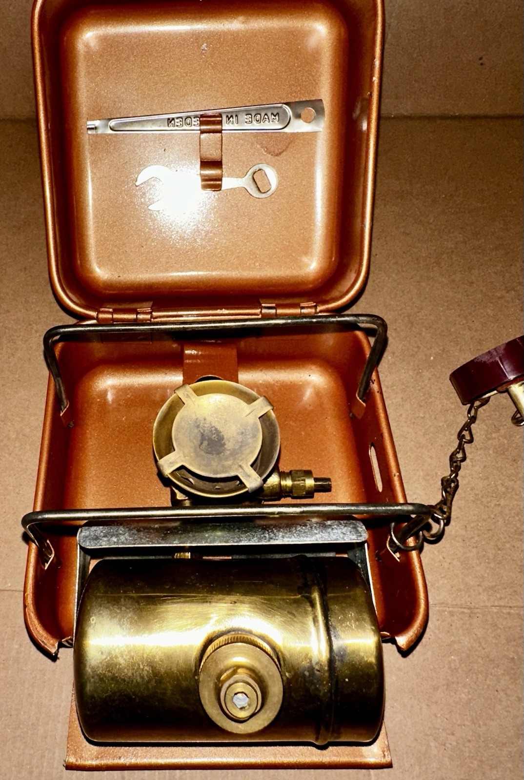 Vintage 1-Burner Pocket Gas Camping Stove Metal Brown Matte Carry Case