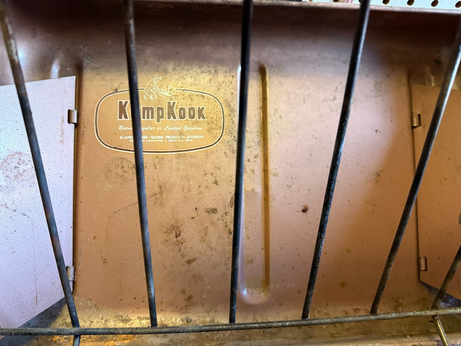 VINTAGE KAMPKOOK CAMP STOVE LCS22/UNTESTED-DOES HOLD PRESSURE/50’S ERA/NICE