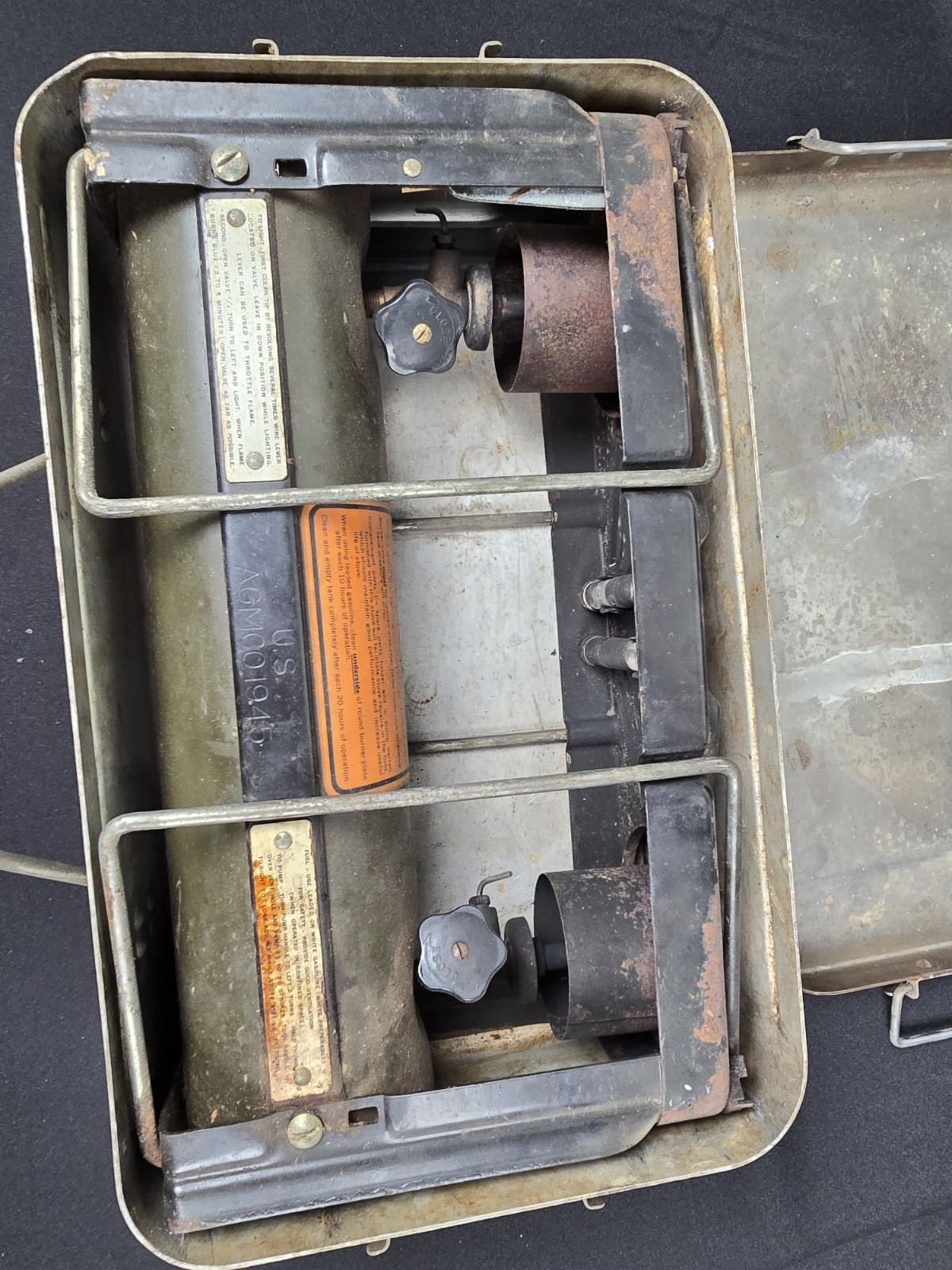 WW2 Agmco US Military Gas Field Stove Double Burner w/ Case 1945