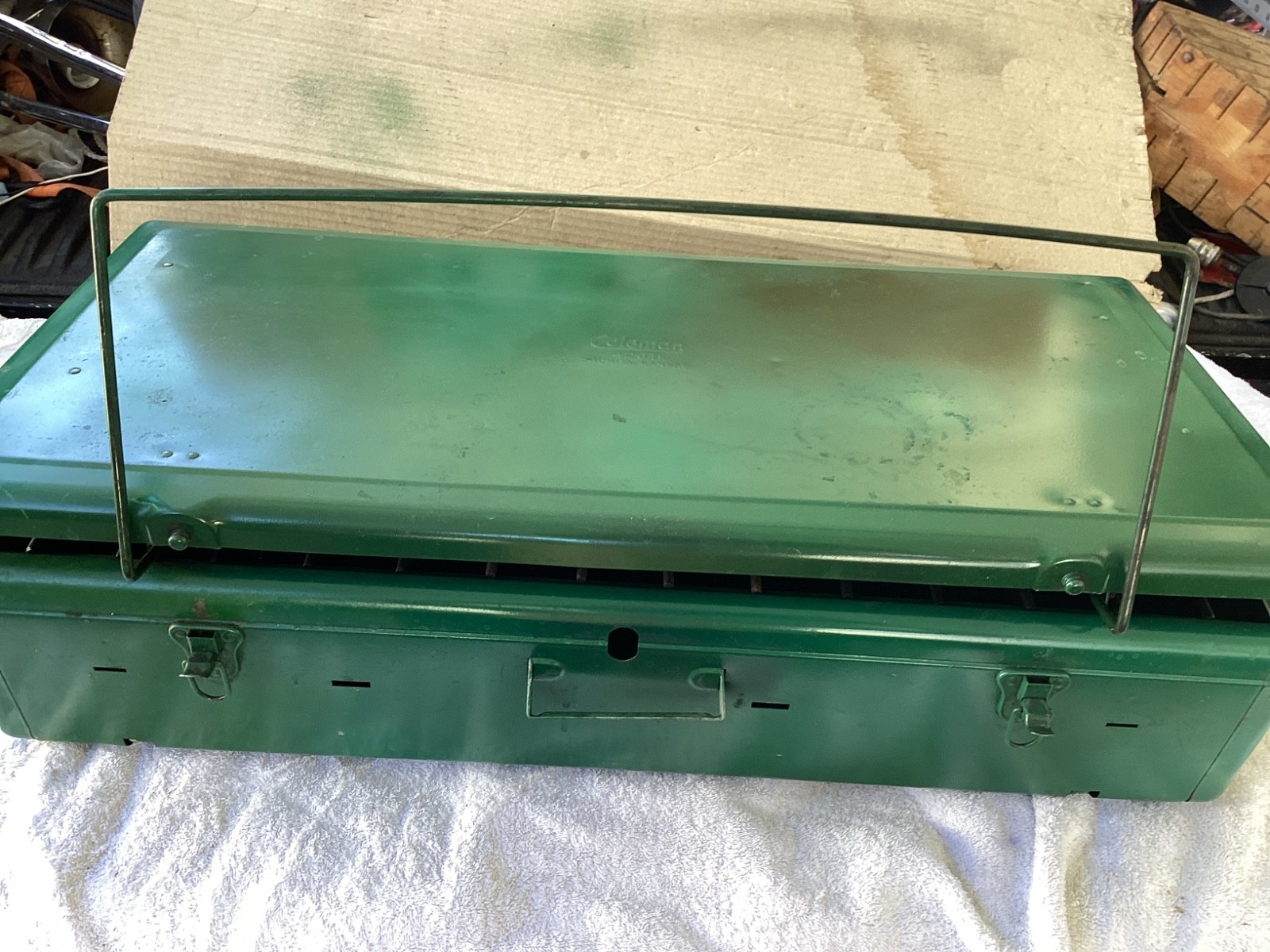 Vintage Coleman Model 426B Triple 3 Burner Green Gas Camping Stove