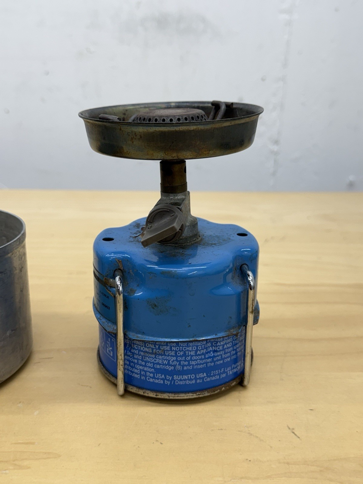 GAZ GLOBE TROTTER BACKPACK STOVE WITH METAL CANISTER BUTANE POT