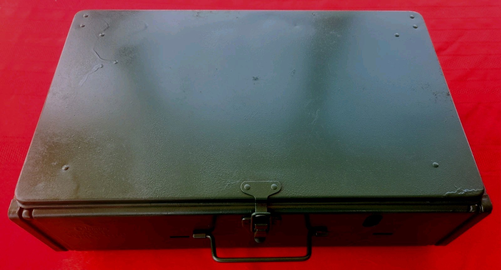 1950 – 1970s Coleman 425E Two Burner Camp Stove with Fuel Tank & Used Untested