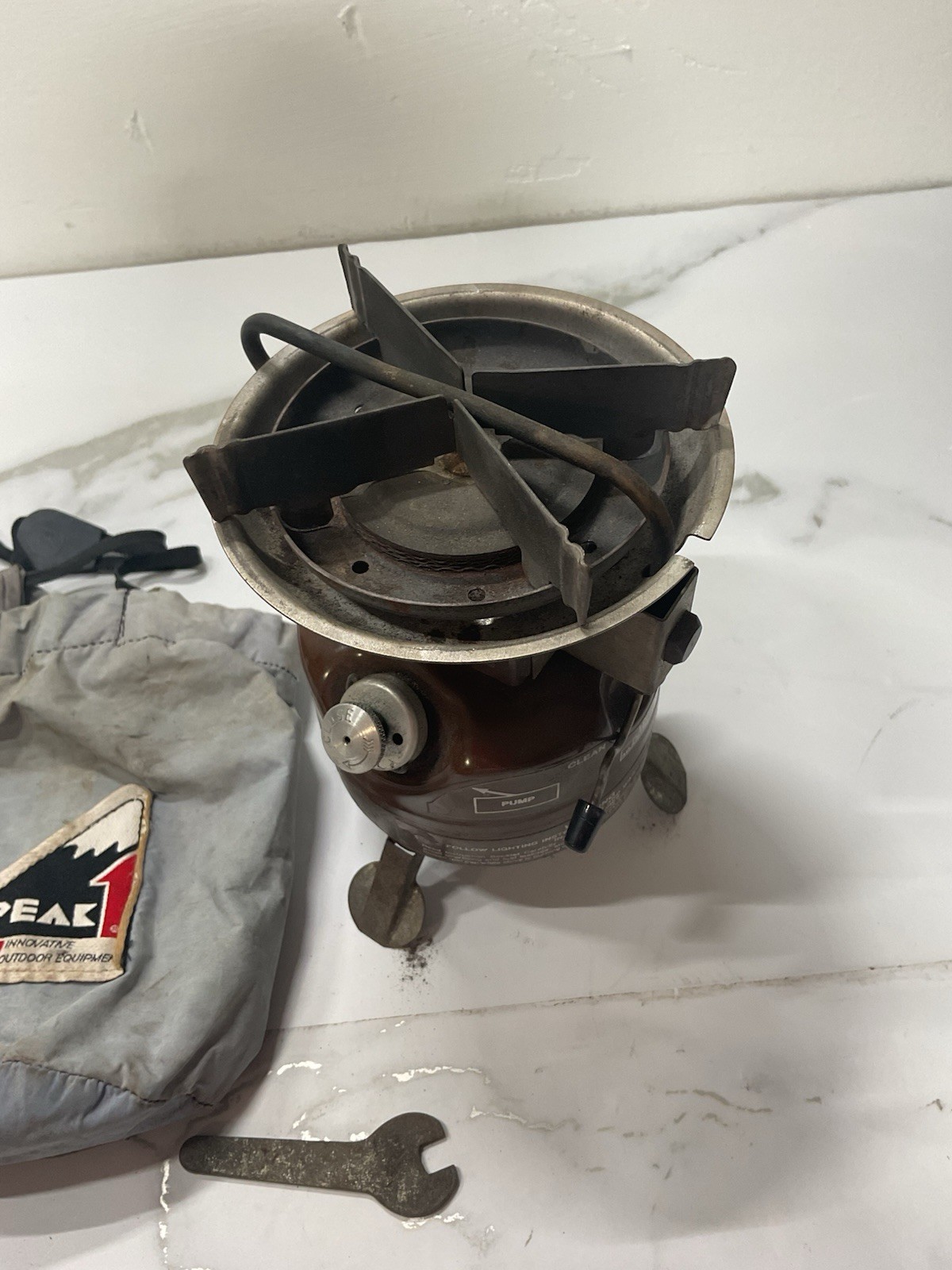 Vintage Coleman Peak 1 Model 400 Portable Stove w/ Manual & Storage Bag Tested