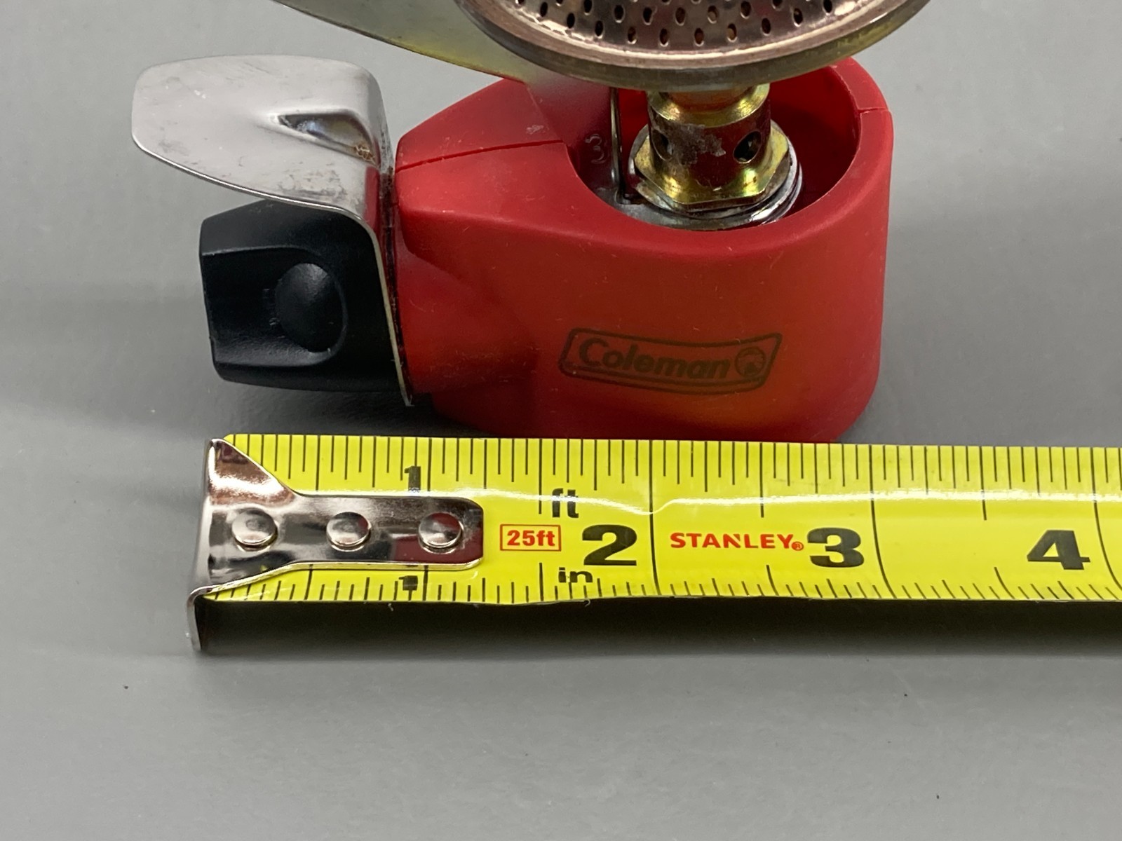 Coleman Peak 1 Single Burner Backpacking Butane Propane Folding Micro Stove Camp