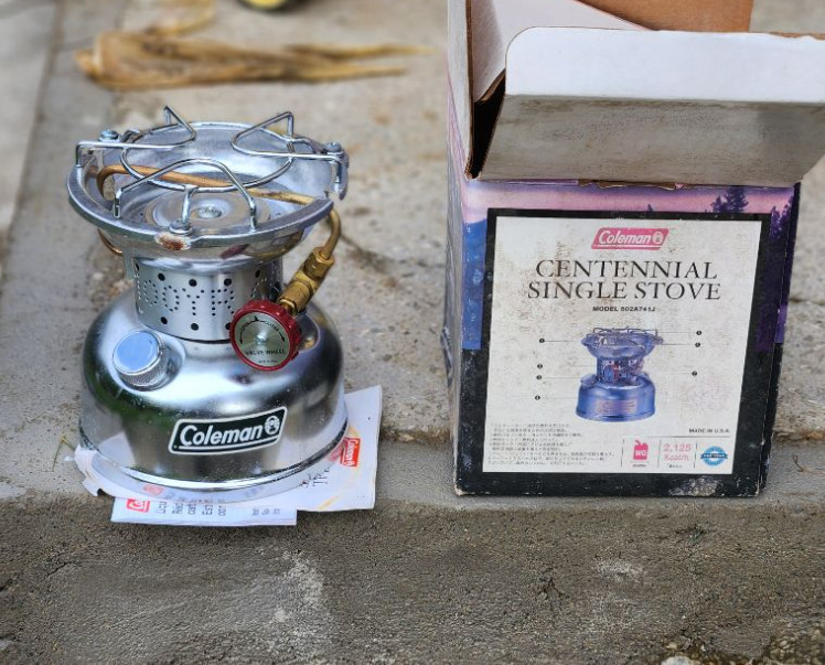 Unused Centennial Coleman 100th Anniversary Stove Model 502A