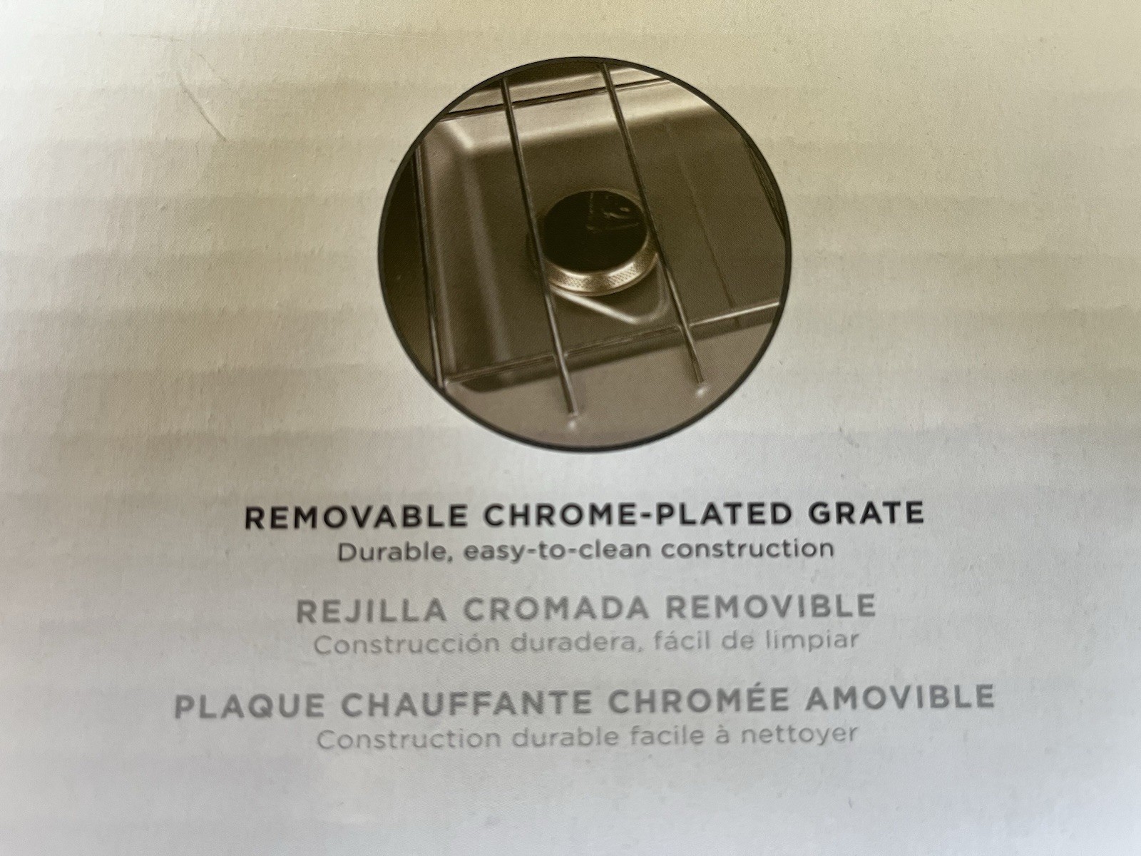 New in Box Coleman Classic 2 Burner 20000 BTU Propane Camp Stove Wind Block NIB