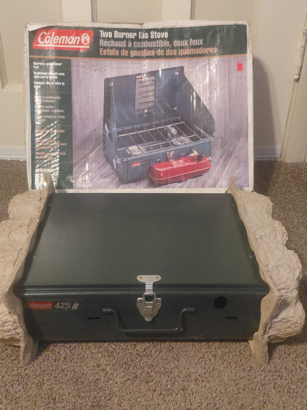 Vintage Coleman Two Burner Gas Camp Stove #425F499T Brand New Exceptional