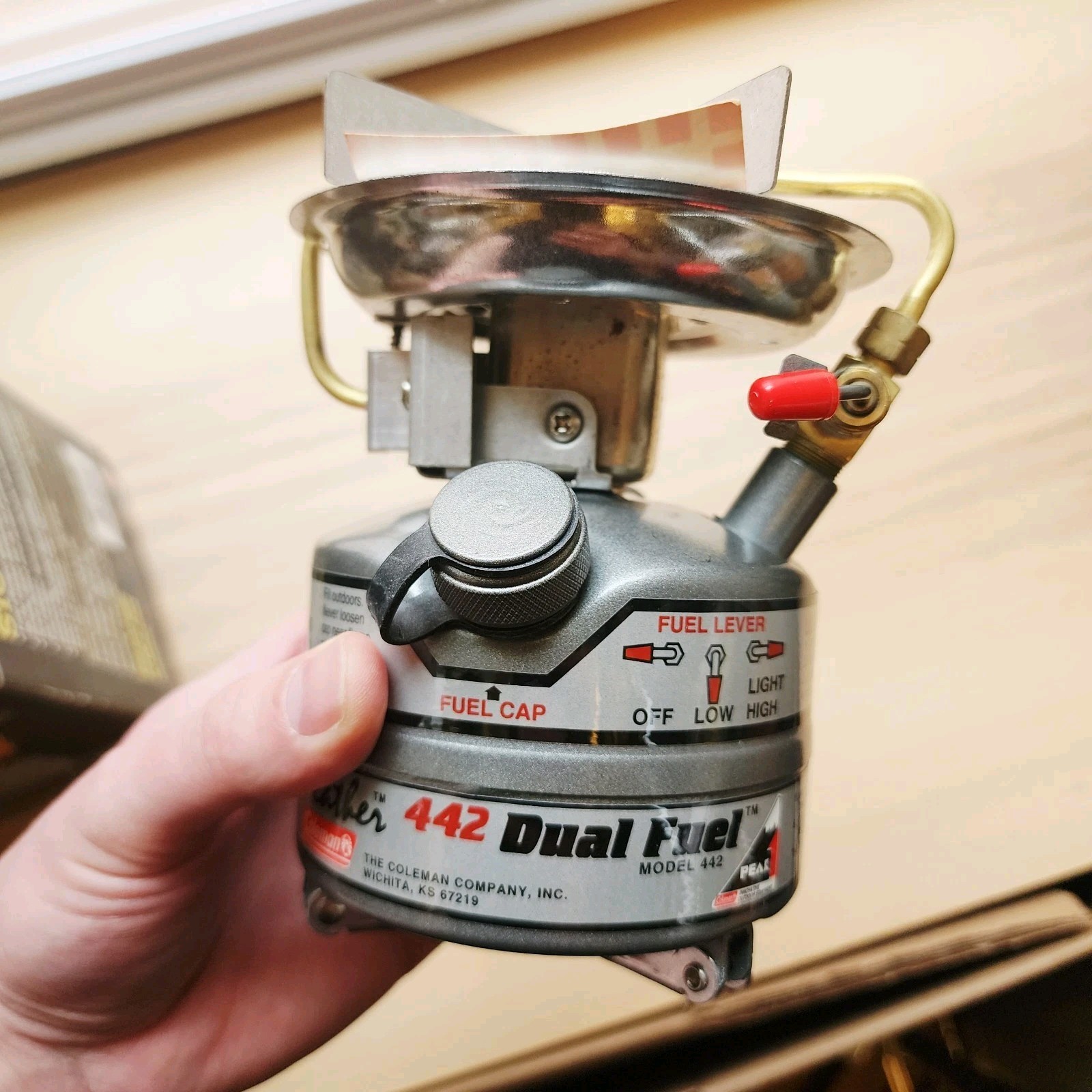 COLEMAN Peak 1 Feather 442 Dual Fuel Camp Stove, Open Box *Read Full Description