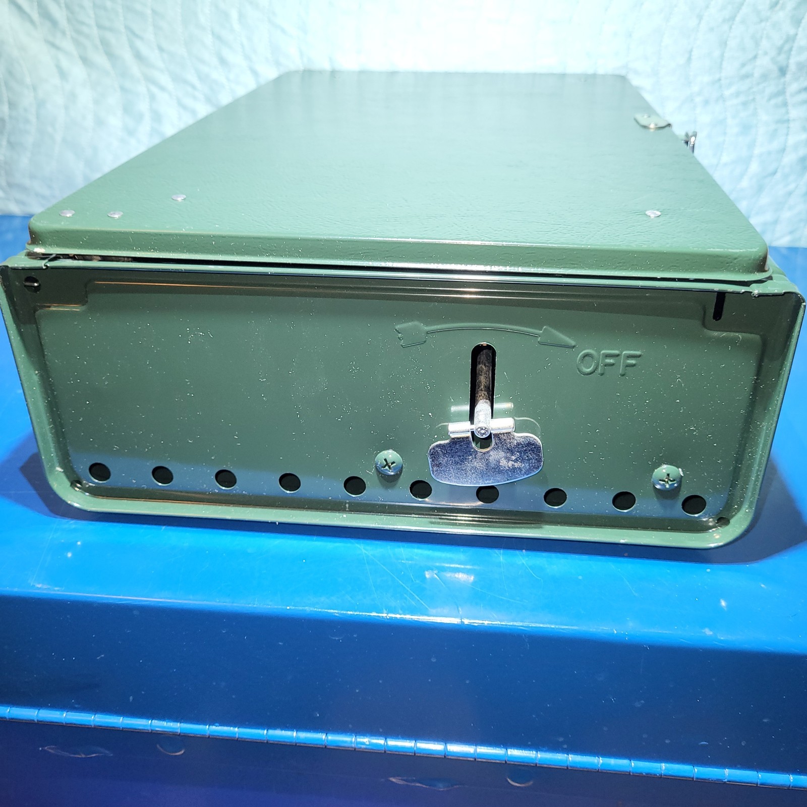 Vintage Coleman 425F499 Two Burner Camp Stove Fuel Gas Red Tank-NEW IN BOX, 8/88