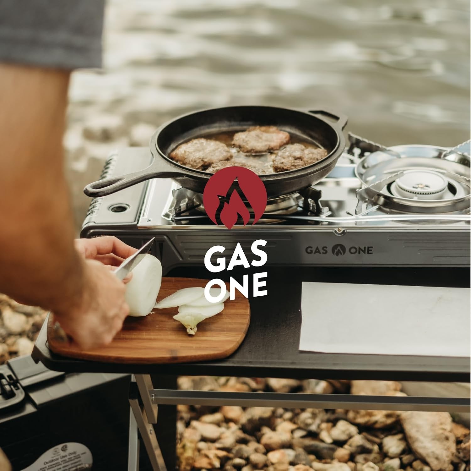 GasOne 2-Burner Portable Camp Stove – High Output 15,300 BTU – With Durable Carr