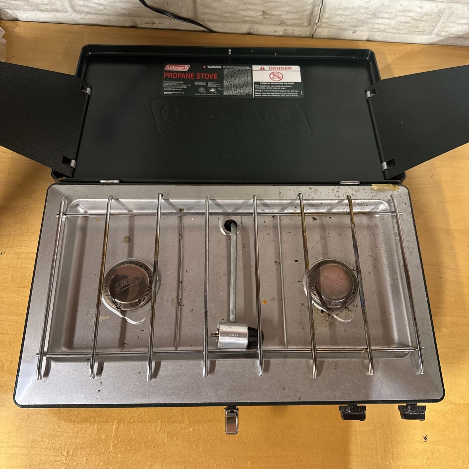 Vintage Coleman 5430E Series Perfect Flow Propane Stove Two Burner Camping Stove