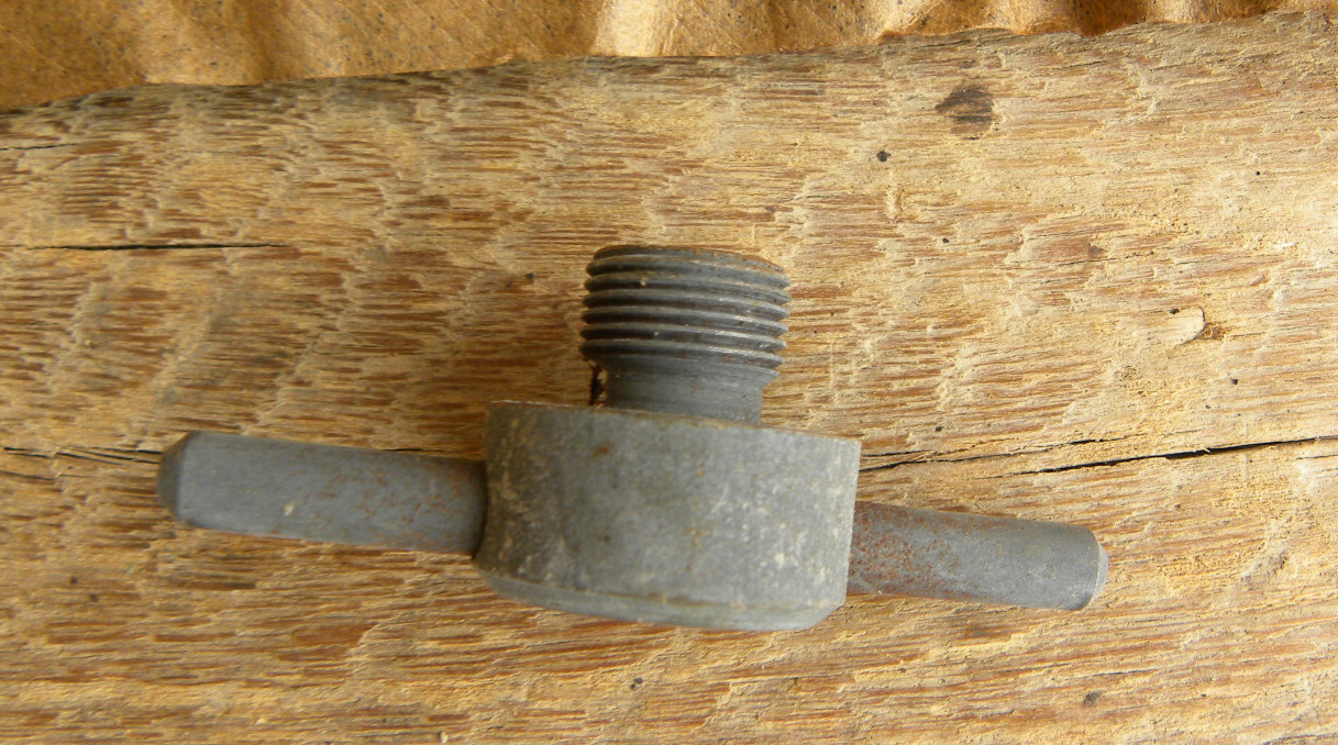 Coleman 523 Military Stove Filler Plug, 523-140 ( READ )