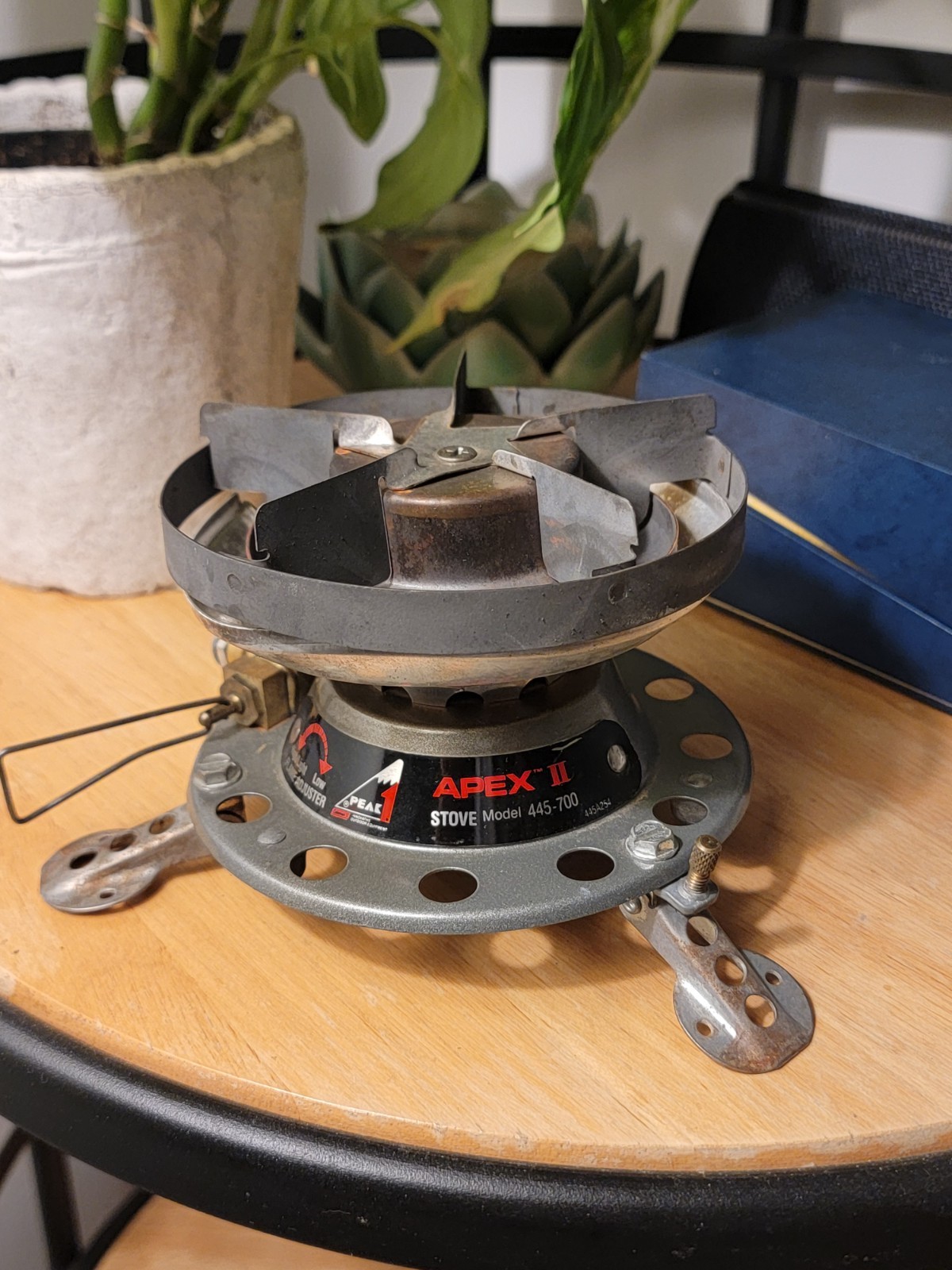 Coleman PEAK 1 APEX II Stove Camping One Burner Gas Model 445A700 Used Works