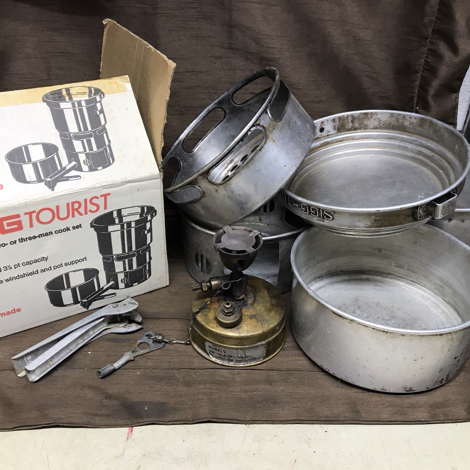 Vintage SVEA 123 Camping Stove W/6 Pcs SIGG Tourist Cook Set