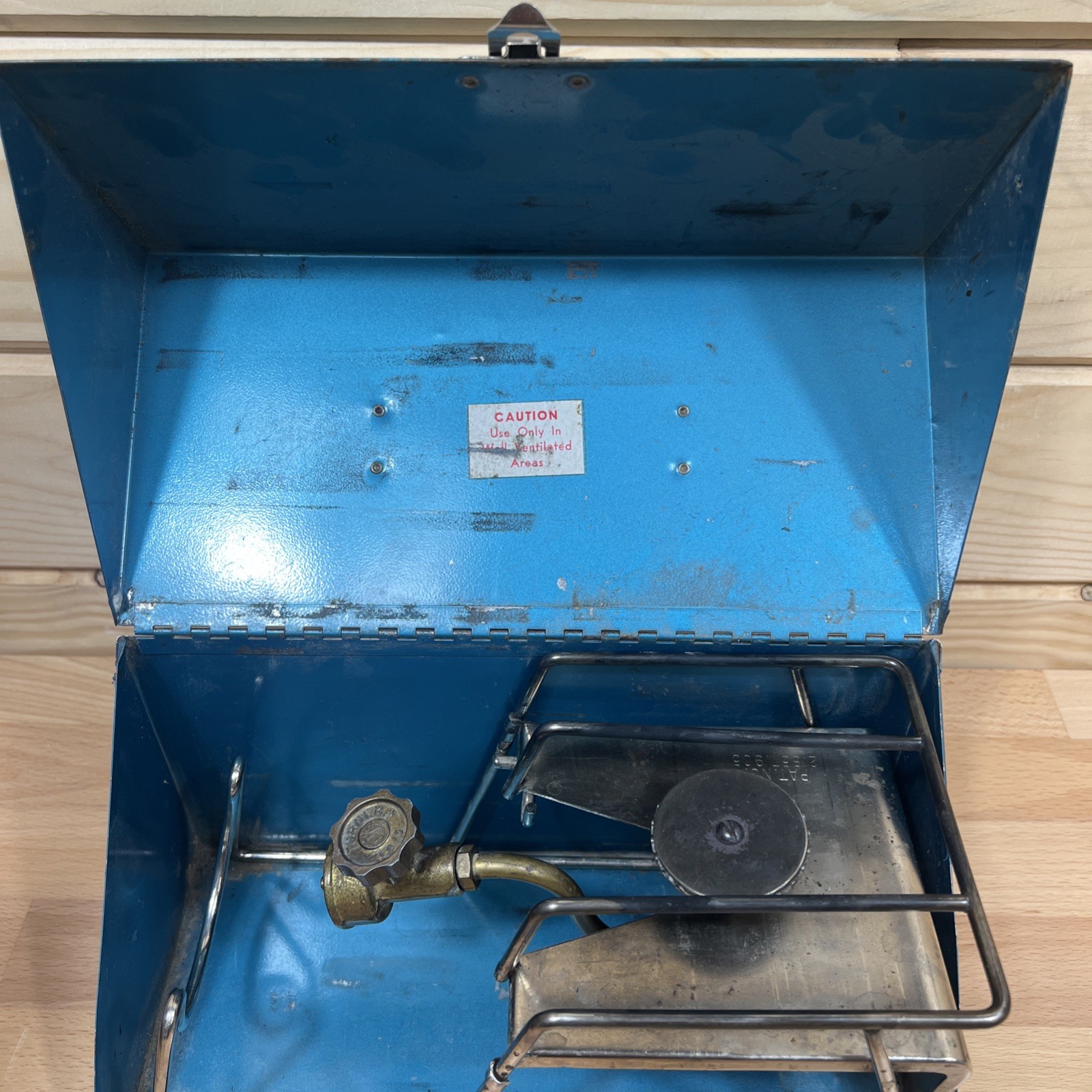 Vtg Rare Turner Portable Single Burner Propane Gas Cap Stove L-104 W/ Box Works