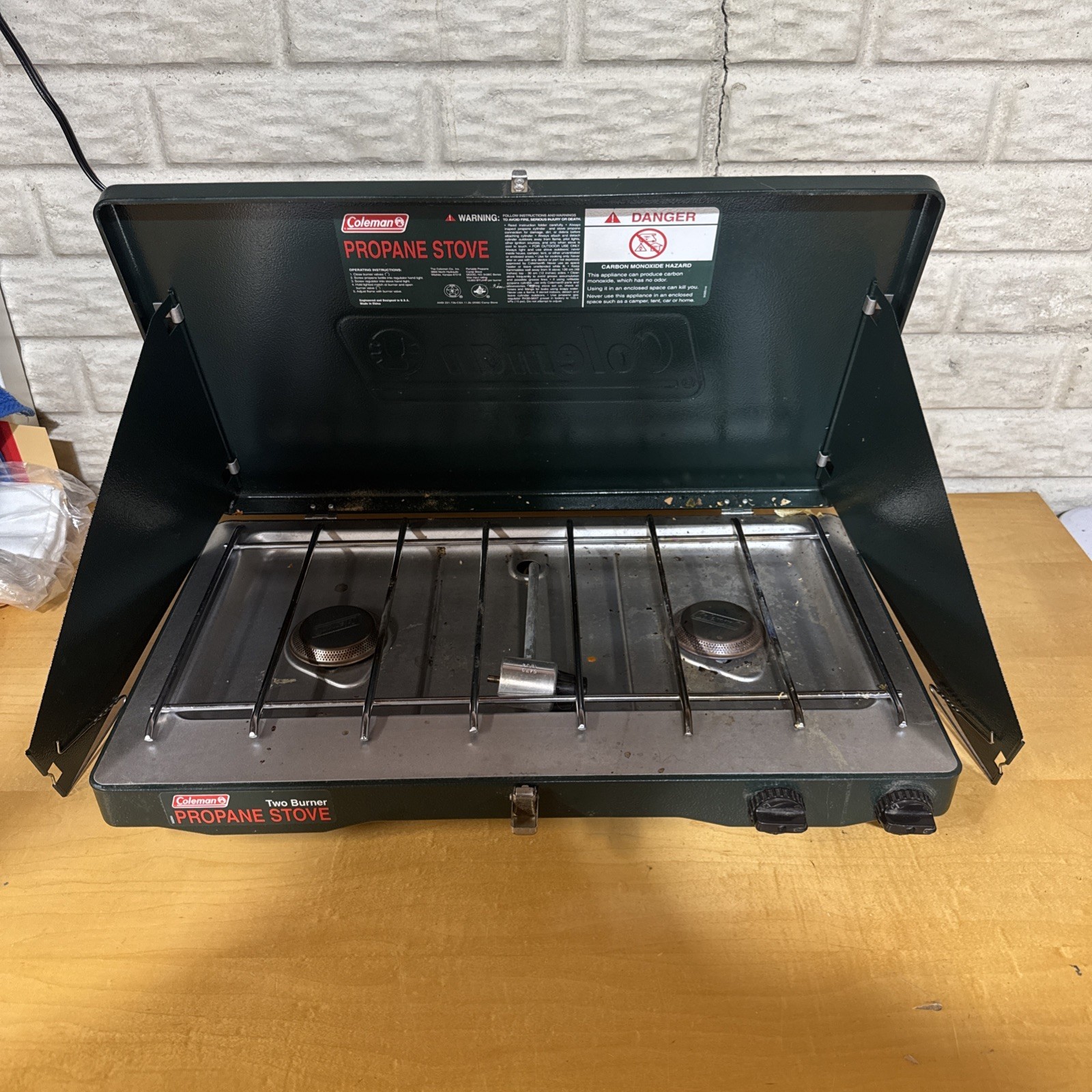 Vintage Coleman 5430E Series Perfect Flow Propane Stove Two Burner Camping Stove