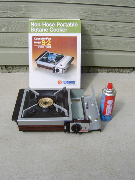 NEW Iwatani S-2 Deluxe Portable Butane Cooker/Stove