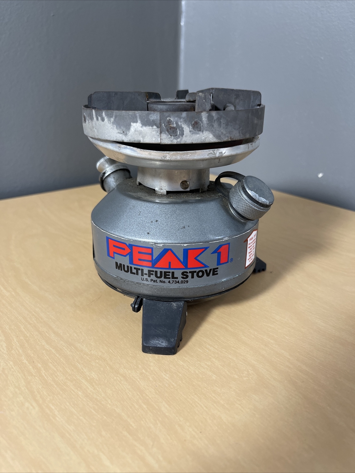 Coleman Peak 1 Model 550B Backpacking Multi Fuel Camp Stove 07/90